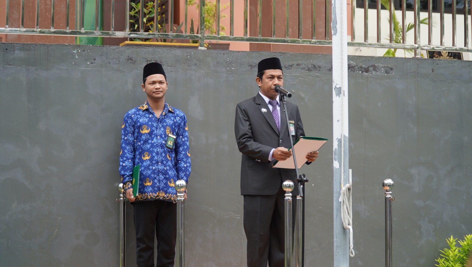 2 Pengadilan Agama Donggala Gelar Upacara Hari Lahir Pancasila Nasional Tahun 2025 Dirangkaikan dengan Orientasi dan Pengenalan CPNS Tahun 2025