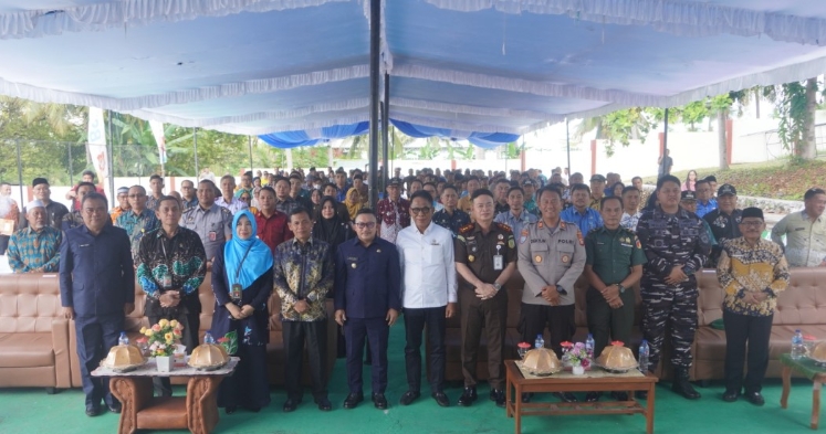 1 Bupati Banggai Hadiri Peletakan Batu Pertama Renovasi Gedung Pengadilan Agama Luwuk Dan Penandatanganan Mou