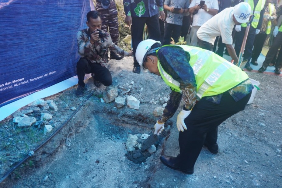 4 Bupati Banggai Hadiri Peletakan Batu Pertama Renovasi Gedung Pengadilan Agama Luwuk Dan Penandatanganan Mou