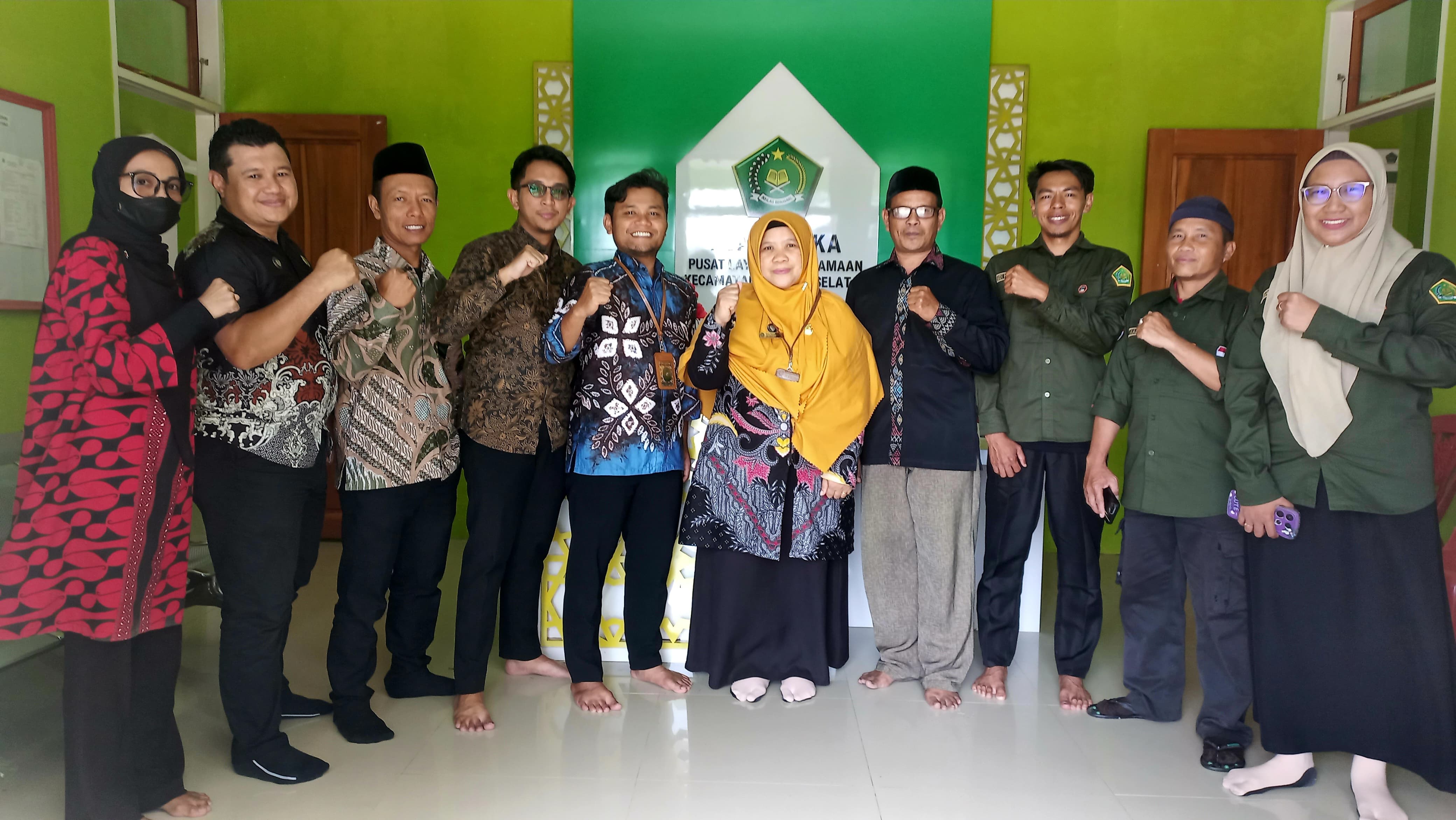 1 Pengadilan Agama Poso Laksanakan Sidang Luar Gedung di KUA Kecamatan Pamona Selatan 14082025