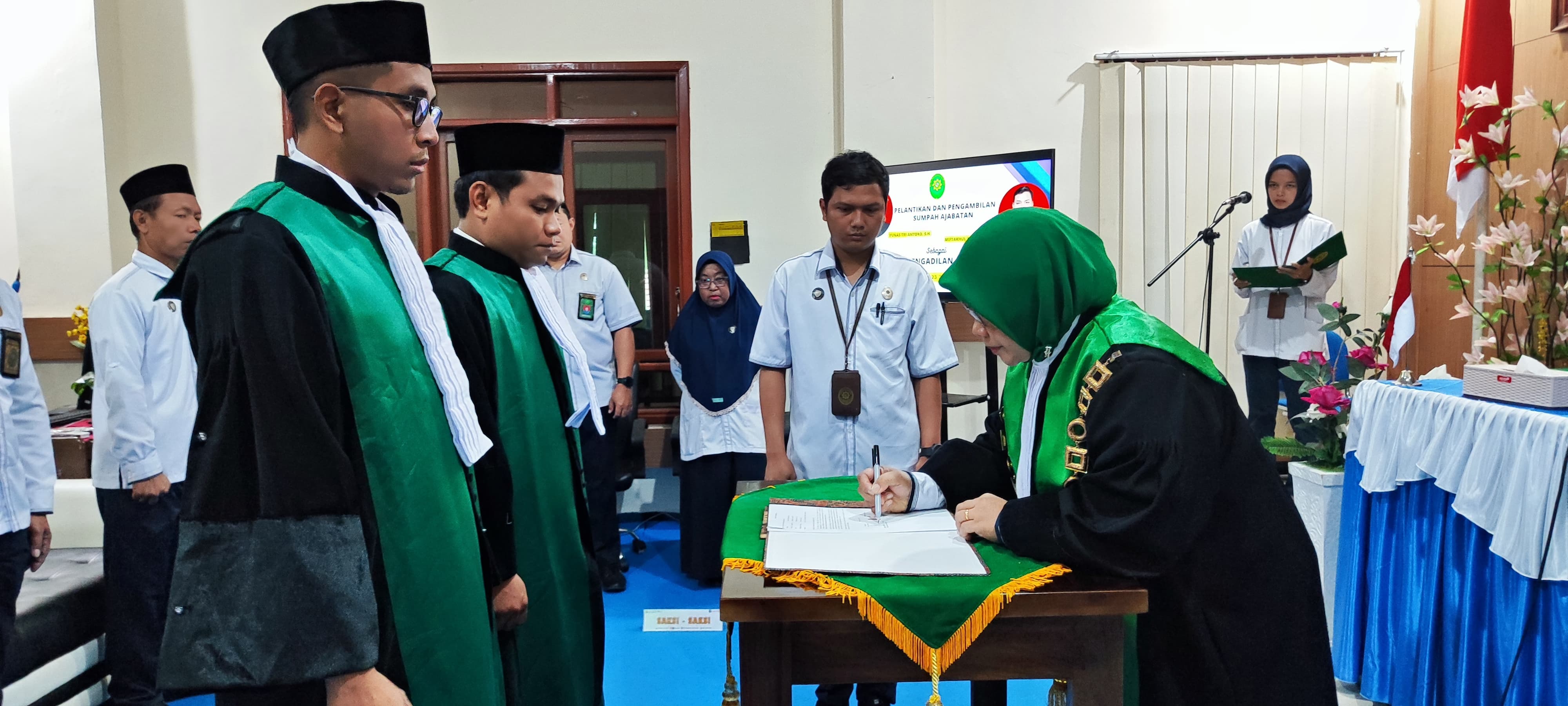 13 Pelantikan Dua Hakim Baru di Pengadilan Agama Poso