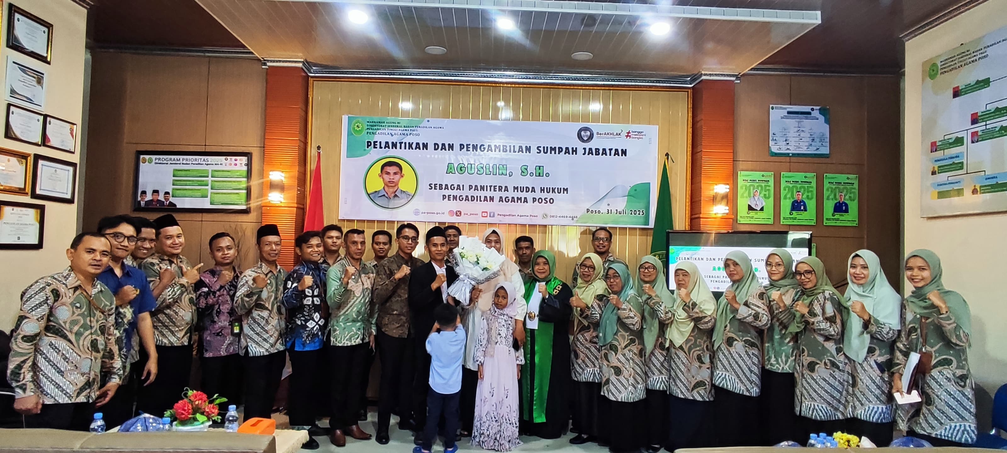 7 Ketua PA Poso Lantik Panitera Muda Hukum yang Baru 14082025