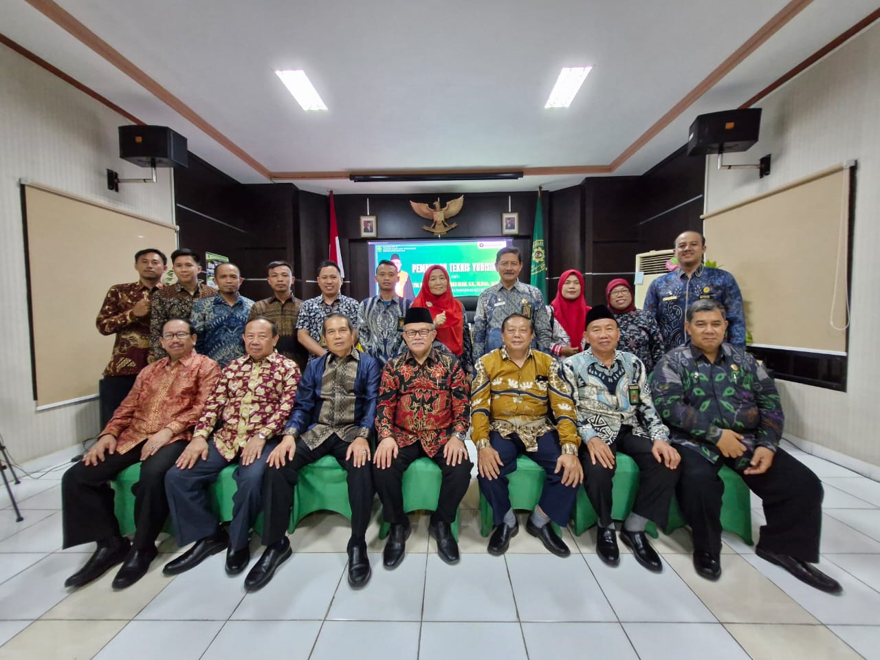 8a2338c3 7a42 4373 a6b8 044c6a6944a7