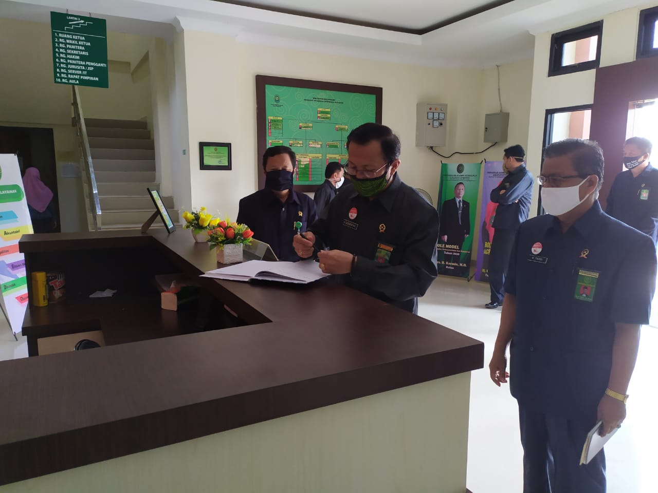 94ffe020 511c 4c04 bcbf c732ece0a9ff