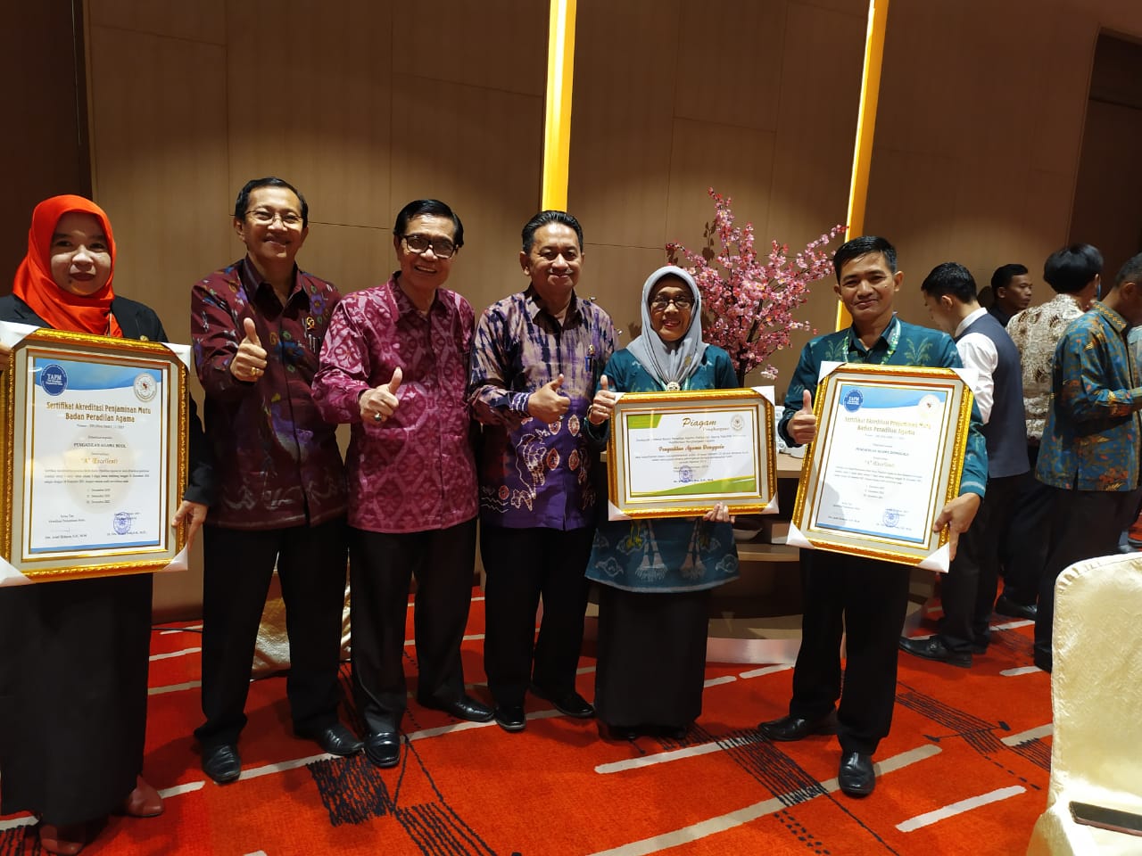 b4a2204d 6e41 4c31 b071 b3561cf7c9a1